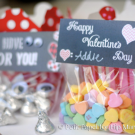 FREE Printable “I Have Eyes For You” Valentine’s Day Gift Bag Toppers