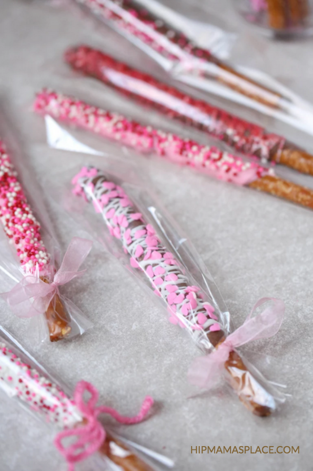 homemade chocolate covered pretzels Valentine's