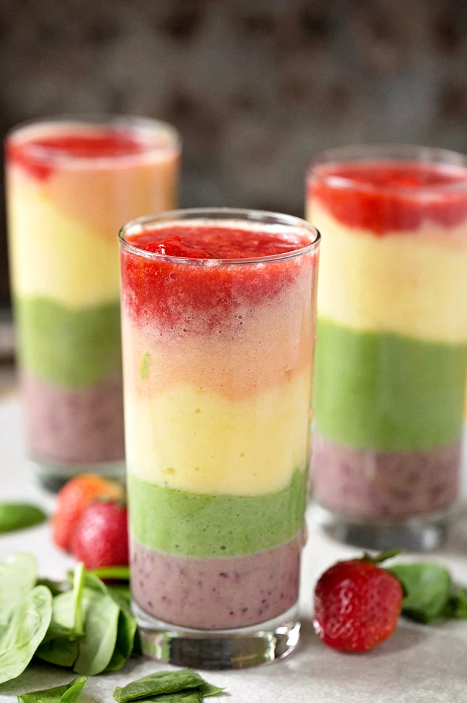 Healthy and Delicious Rainbow Smoothie Recipe