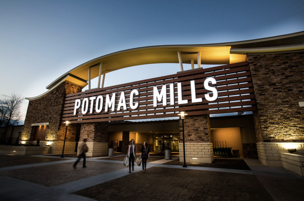 Summer Shopping at the Potomac Mills + My Top Tips to Avoid Unnecessary Spending While Shopping