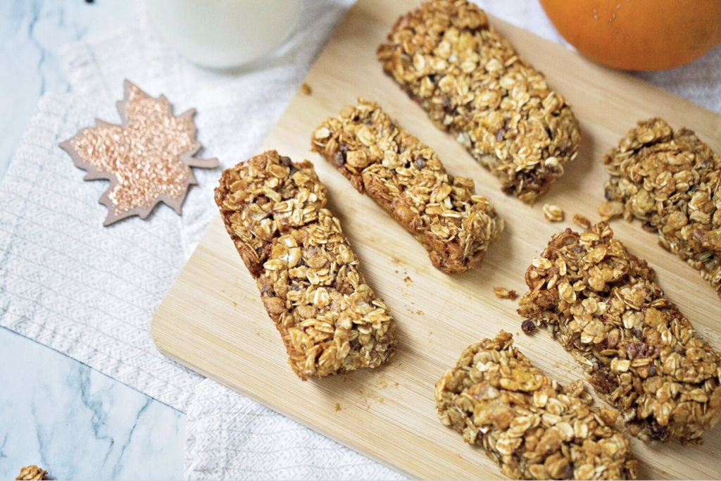 Pumpkin-Almond Chocolate Chip Granola Bars