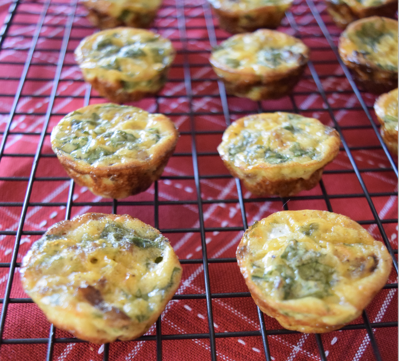 Mini Crustless Baby Kale, Sausage and Cheddar Quiches