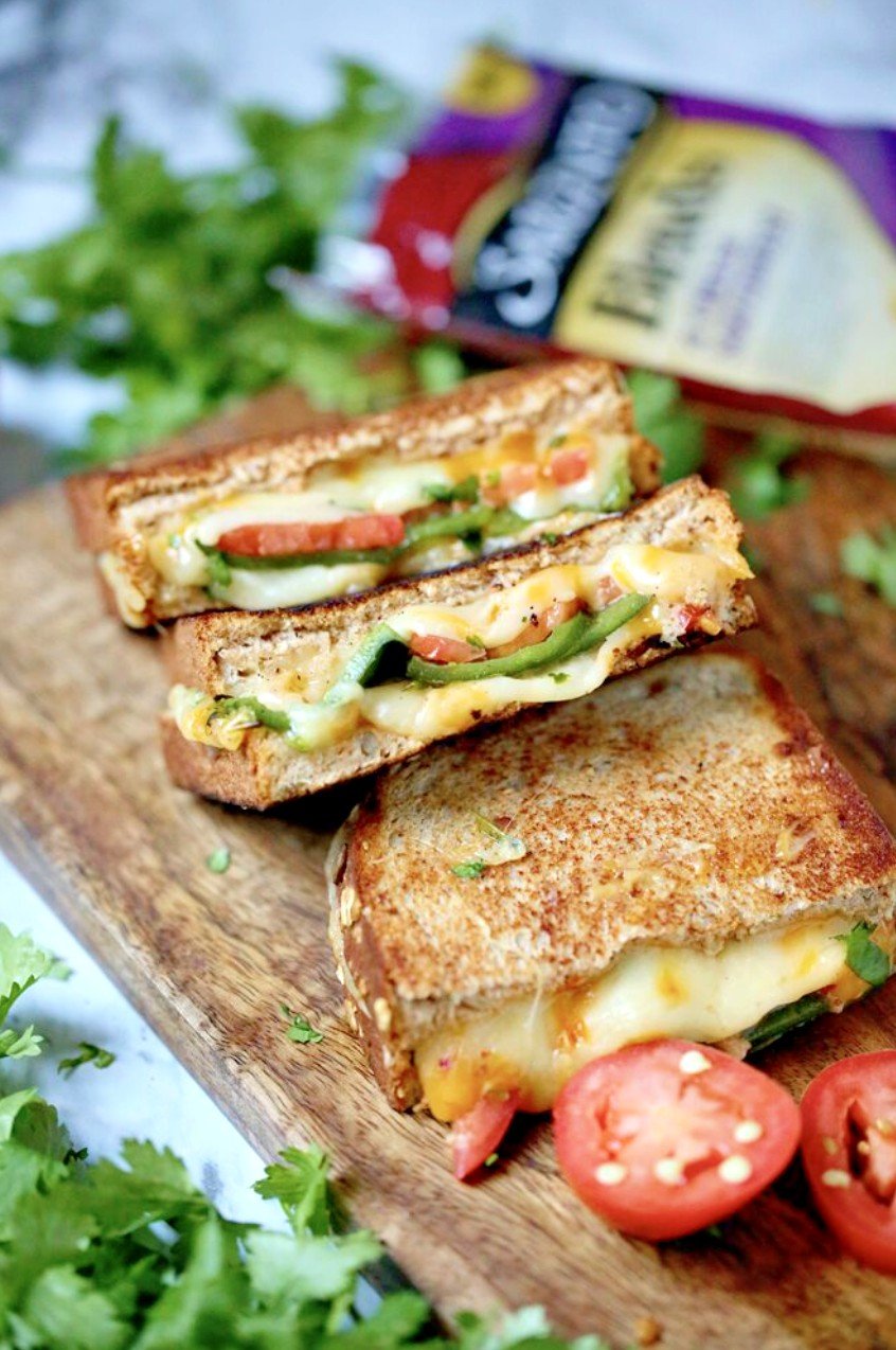 What goes best with a homemade soup? An ooey gooey grilled cheese sandwich, of course! Try my recipe for Southwest Grilled Cheese Sandwiches that you and your family will love! Get the recipe @ www.hipmamasplace.com today! #Sargento #Ad