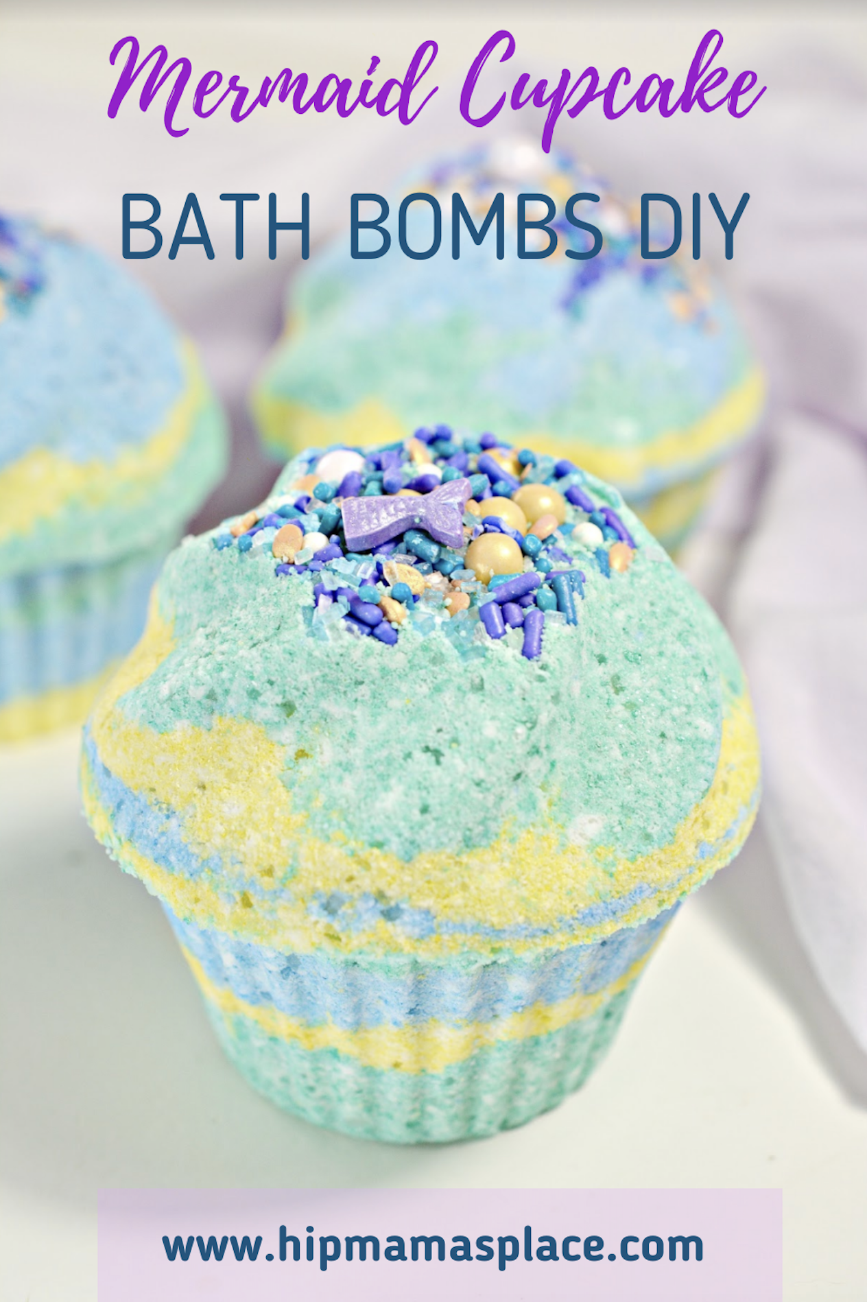 Make your next bath smell wonderful, fizzy and more relaxing with DIY bath bombs! Try my recipe for Mermaid Cupcake Bath Bombs DIY! #bathbombs #DIY #bathcare #selfcare #DIYbathbombs #homemade #homemadebathbombs #beauty #beautyrecipes #skincarerecipes #imadethis #beautybloggers #beautyinfluencer #crafty #craftymoms