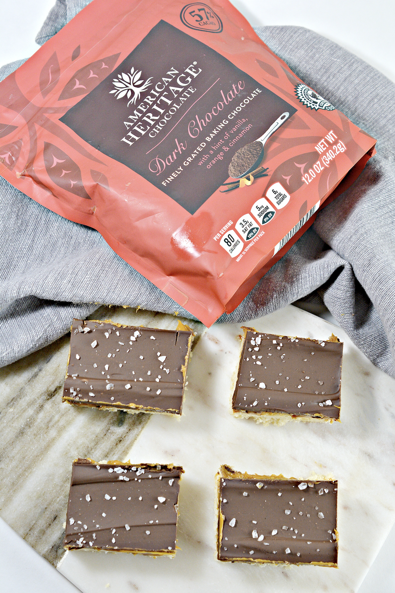 If you love chocolate and caramel, you’ll love this easy Caramel Slice recipe made with AMERICAN HERITAGE Finely Grated Baking Chocolate! #ad #baking #familybaking #bakingguide @Chochistory 