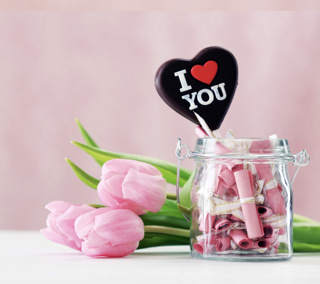 Valentines' Day on a budget: make a love jar for Valentine's Day 