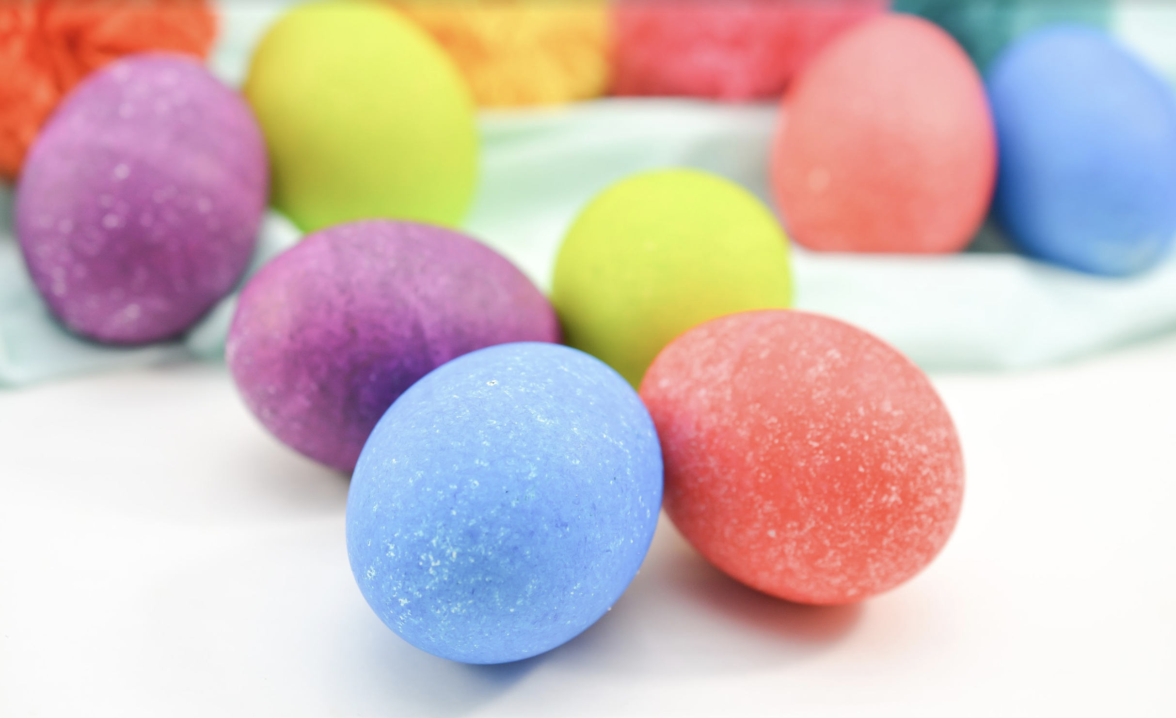 rice dyed Easter eggs diy 