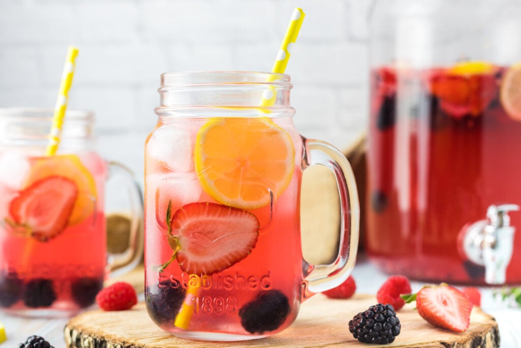 Sparkling Berry Lemonade