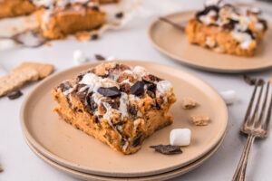 Pumpkin S'mores Cheesecake Bars