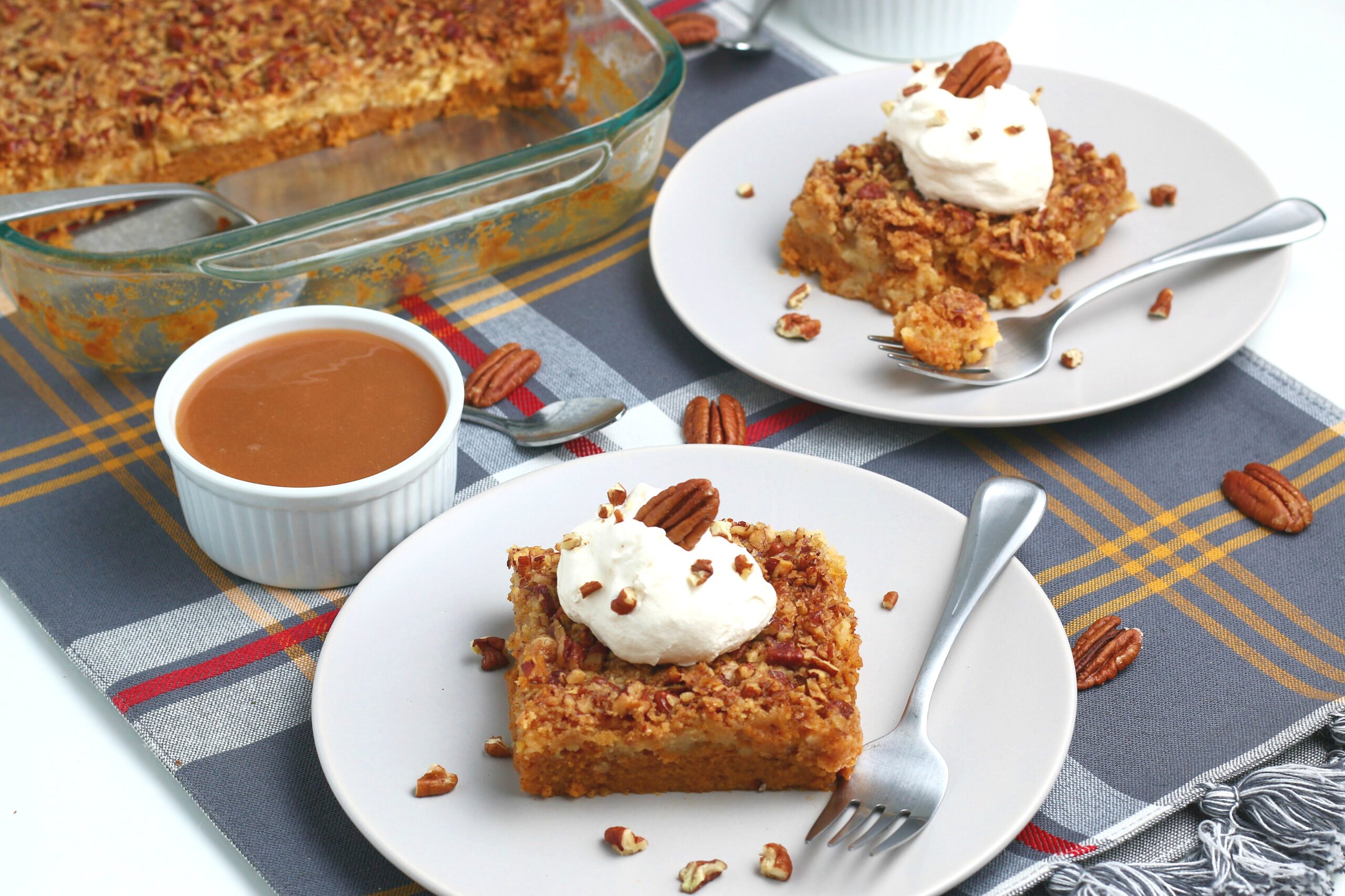 pumpkin dump cake