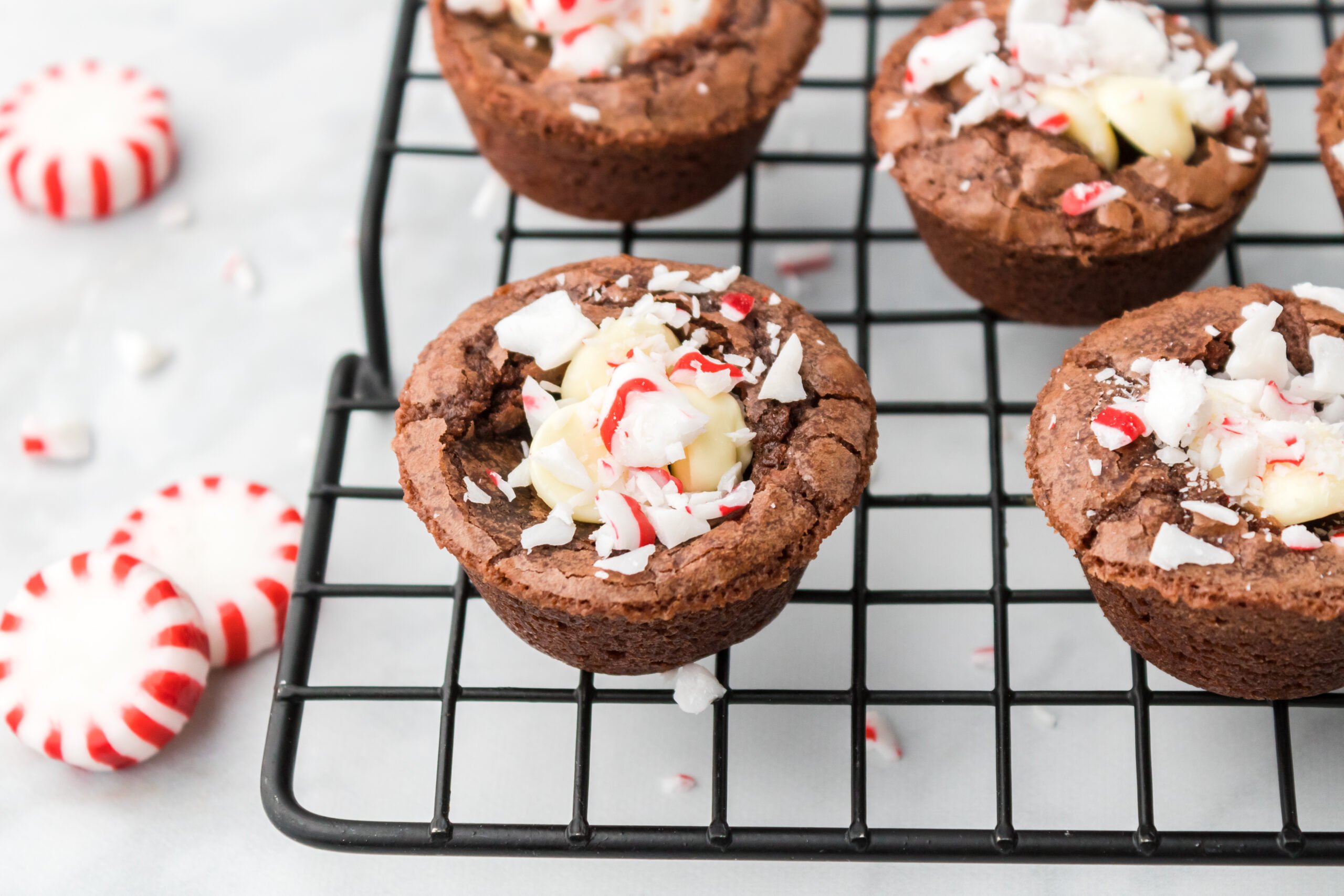 Easy Peppermint Brownie Bites