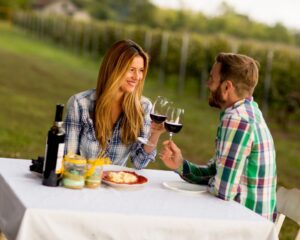 10 Romantic (and Inexpensive) Valentine's Day Date Ideas