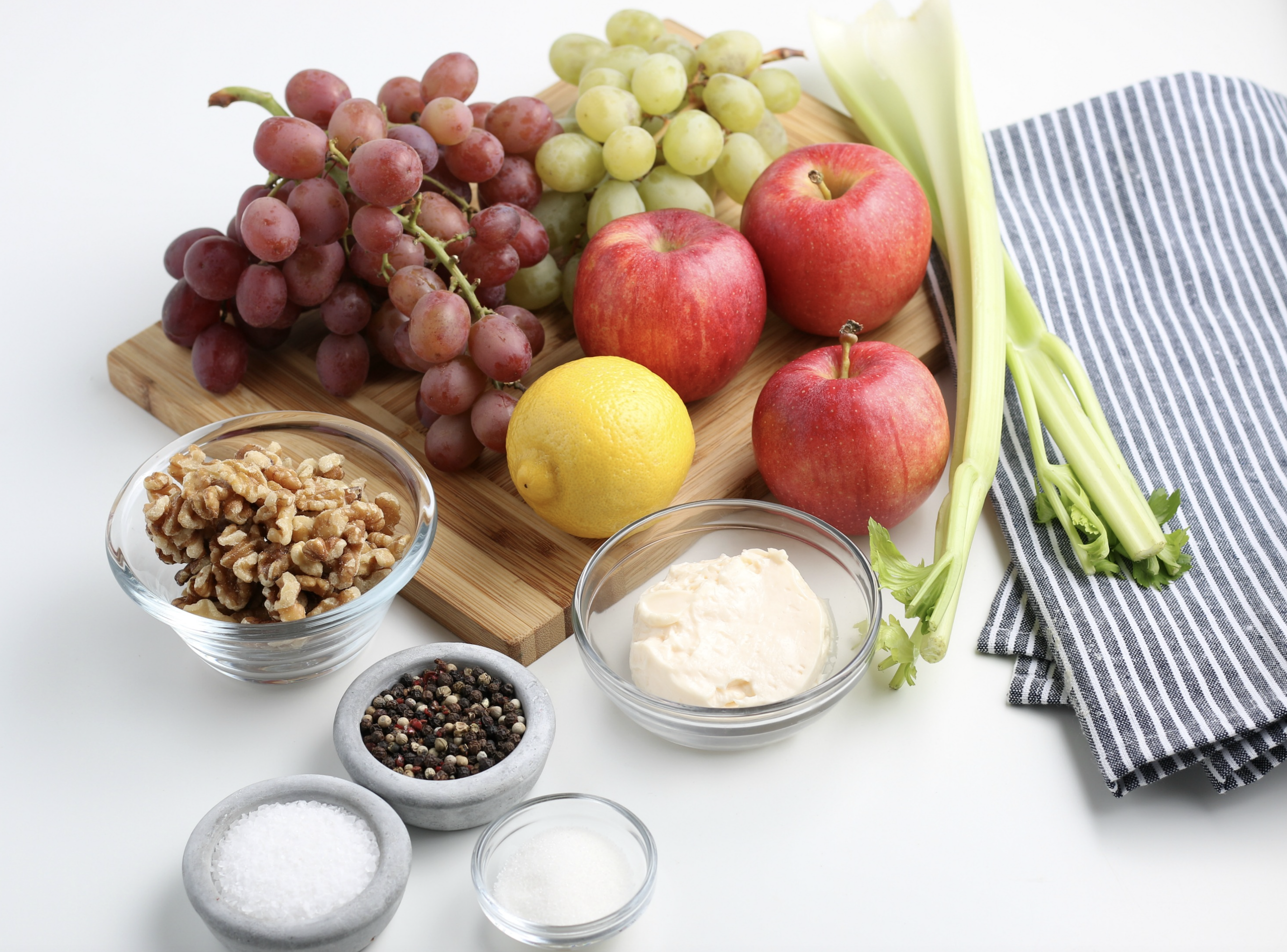 how to make a Waldorf salad