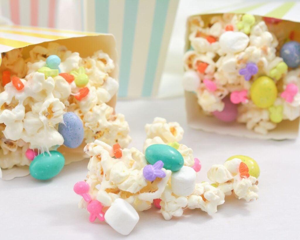 springtime marshmallow popcorn