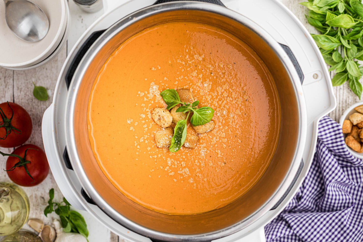 creamy tomato basil soup 