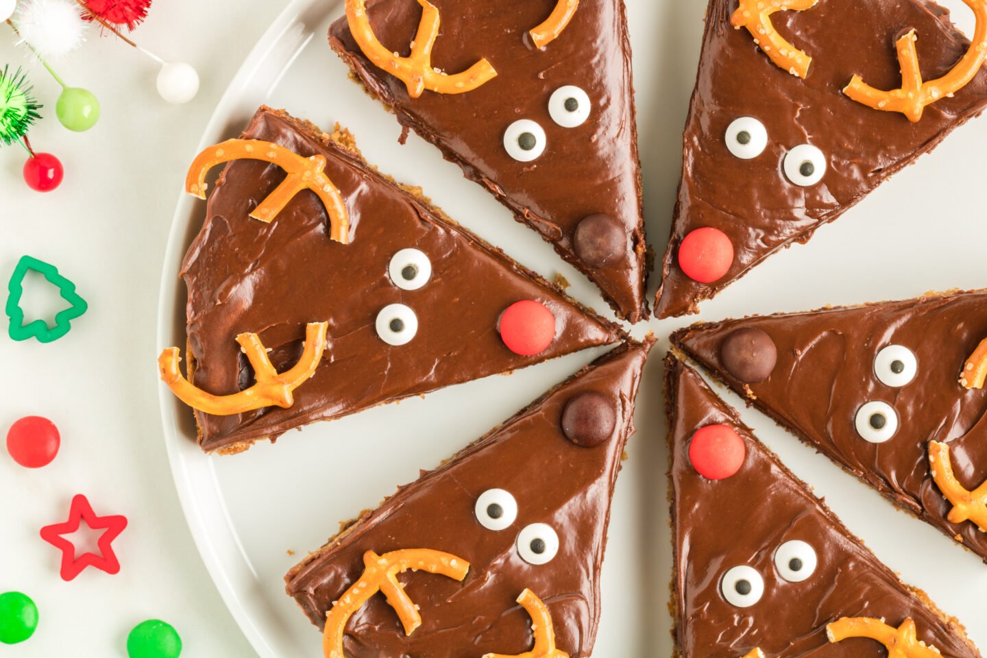 Christmas Reindeer Cookie Bars Recipe