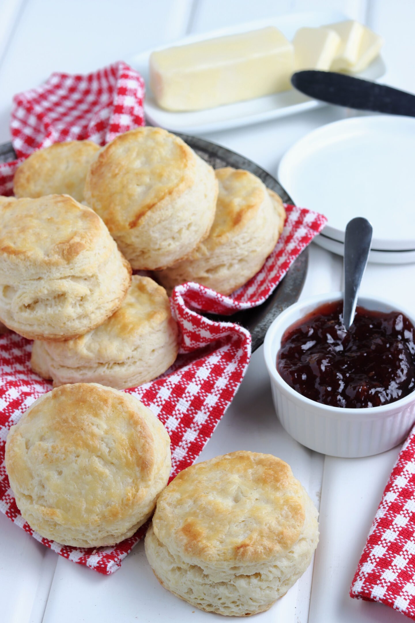 easy buttermilk biscuits recipe