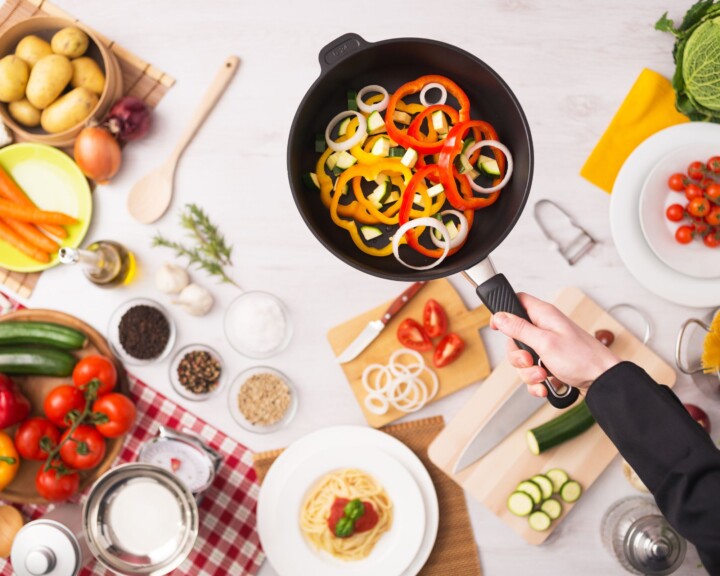 10 Time-Saving Cooking Hacks - Hip Mama's Place
