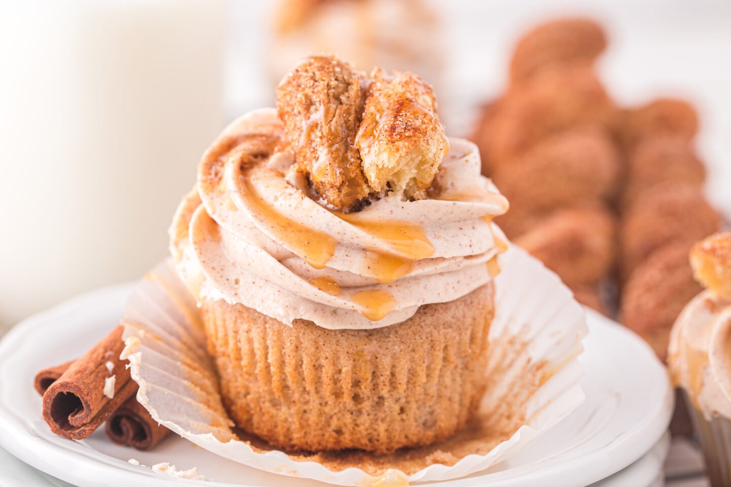 Churro Cupcakes With Cream Cheese Frosting