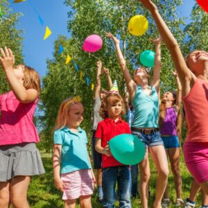The Best Christmas in July Activities for Kids To Keep the Little Ones Entertained