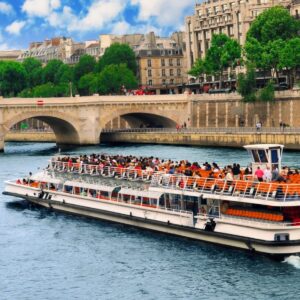How River Cruises Can Enhance Your Family Bonding Time