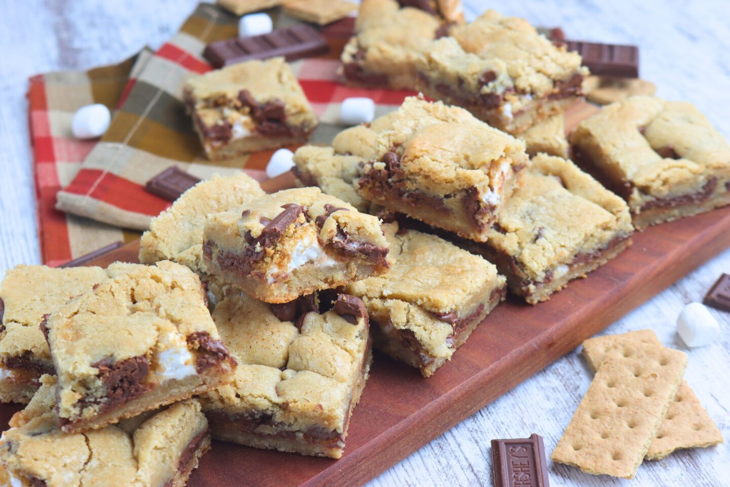 s'mores cookie bars 