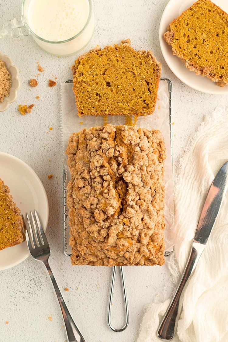 pumpkin bread recipe with streusel topping