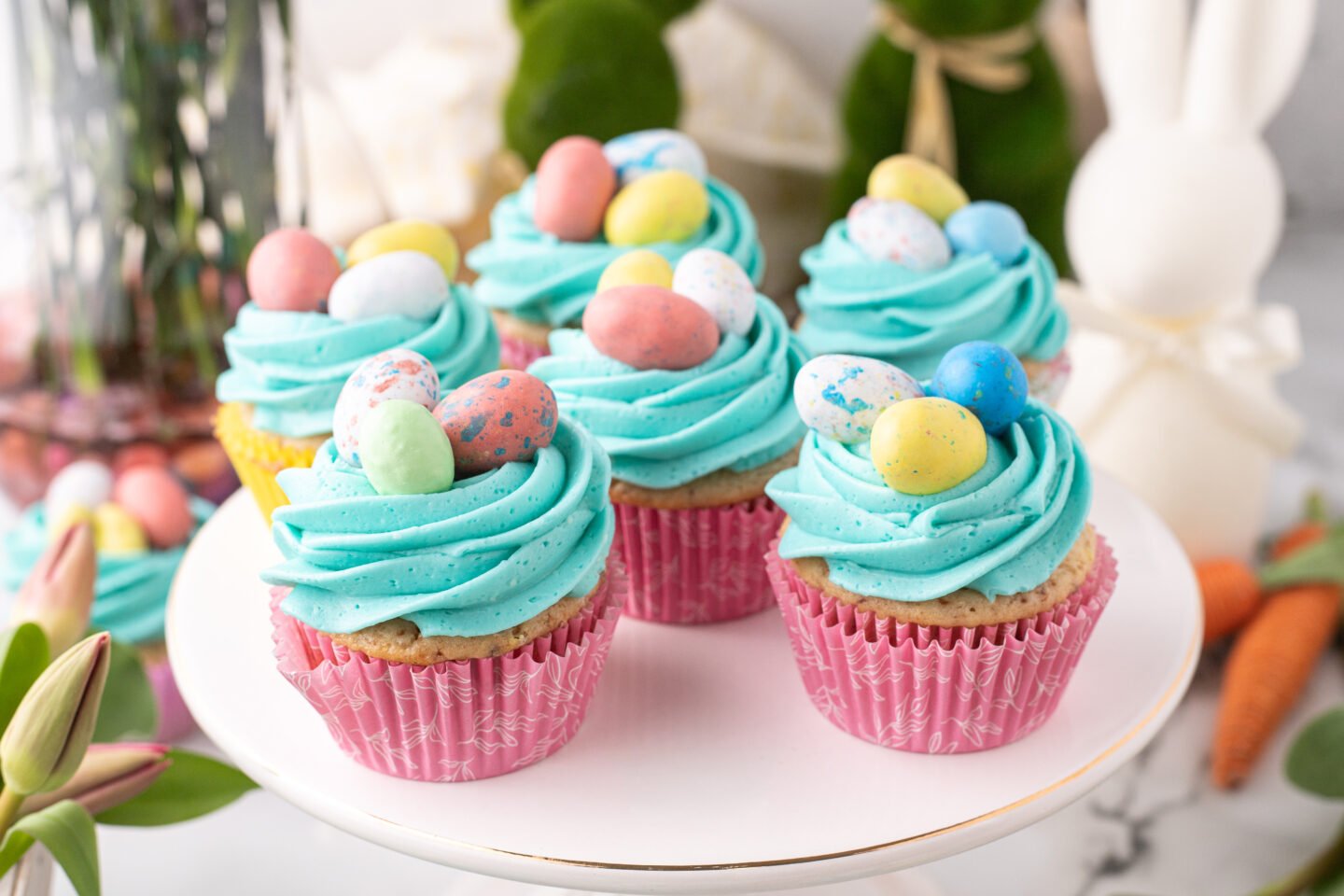 Robin's Egg Easter Cupcakes