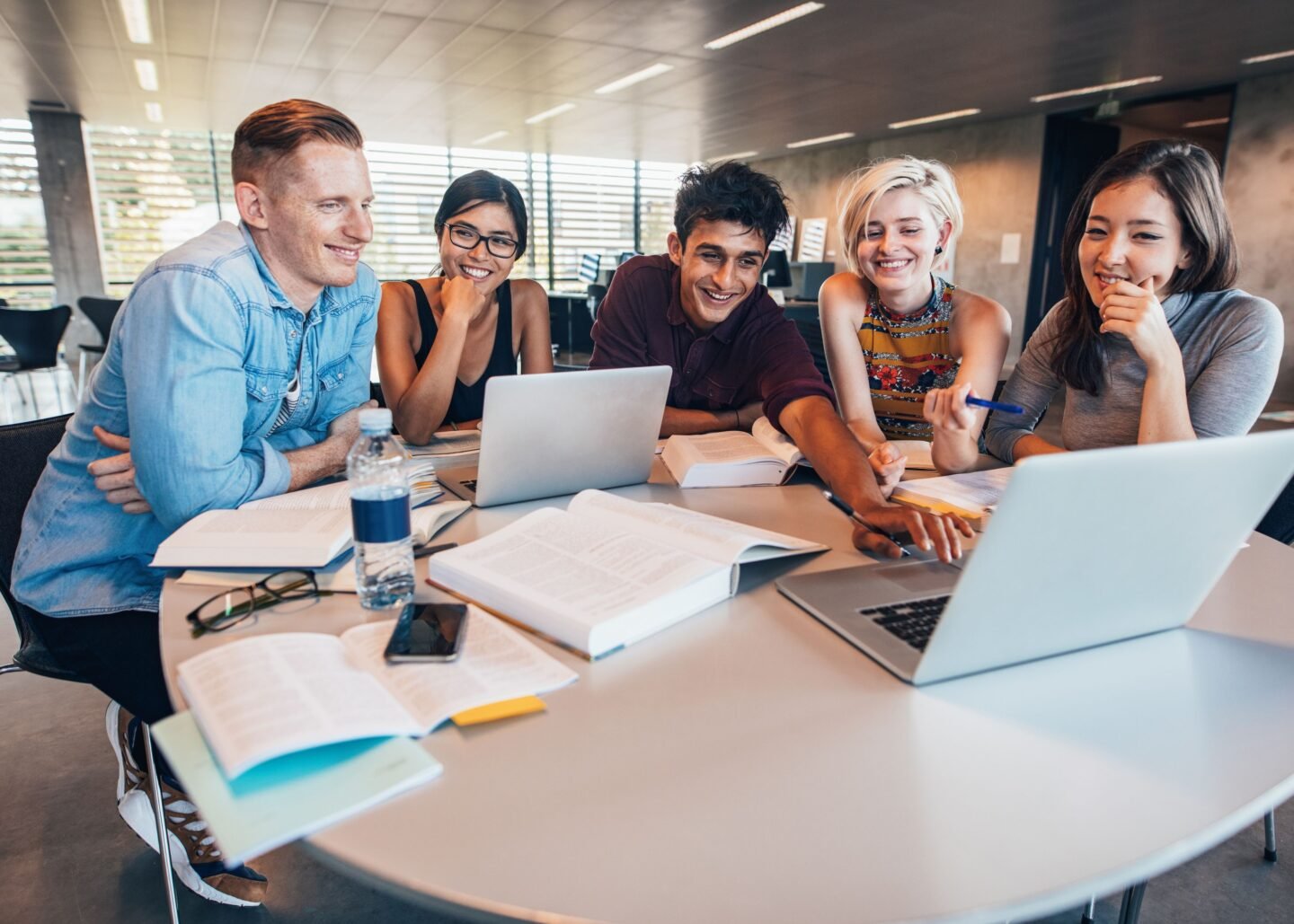 budgeting tips for studying abroad