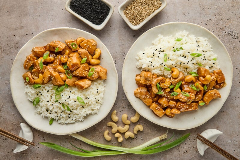 Easy Cashew Chicken Recipe (Better Than Takeout!)