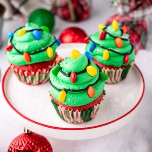 Easy Christmas Tree Cupcakes