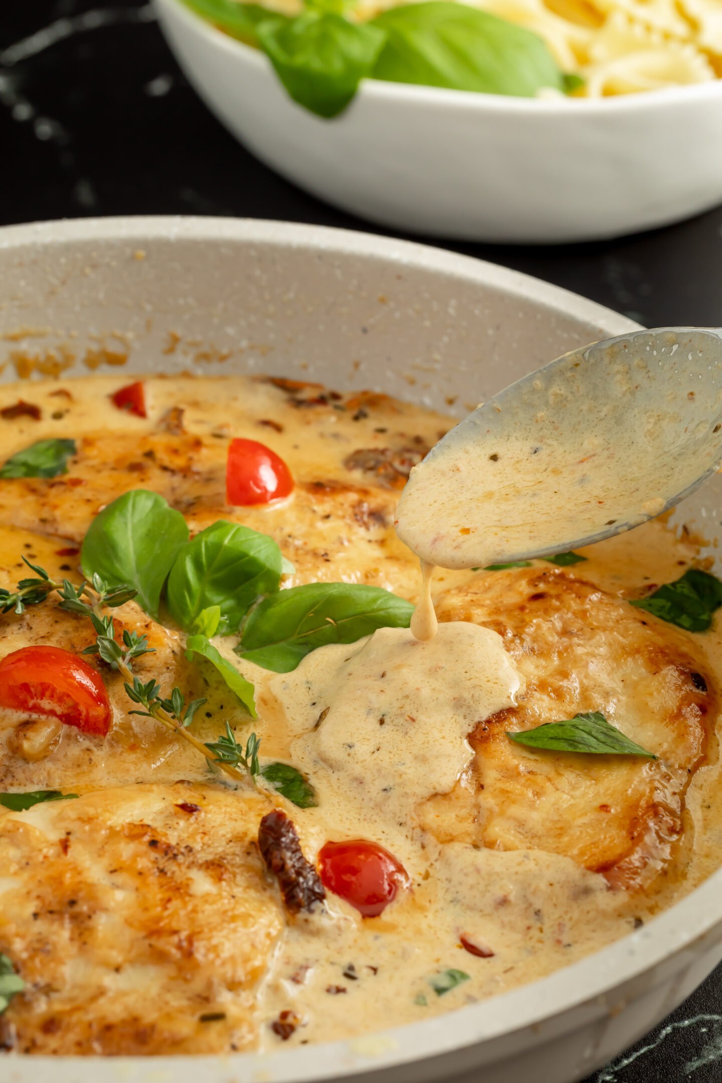 Marry Me Chicken – Creamy Parmesan Sun-Dried Tomato Chicken