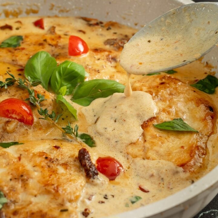 Marry Me Chicken - Creamy Parmesan Sun-Dried Tomato Chicken