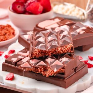 Dubai Strawberry Chocolate Bar Recipe (Viral Dessert)