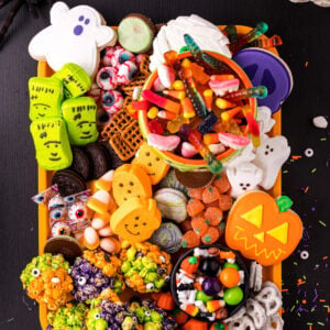 How to Make a Halloween Snack Board (Easy Snack Tray & Charcuterie Ideas for Parties)